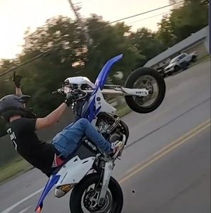 Meet your Posher, Eric